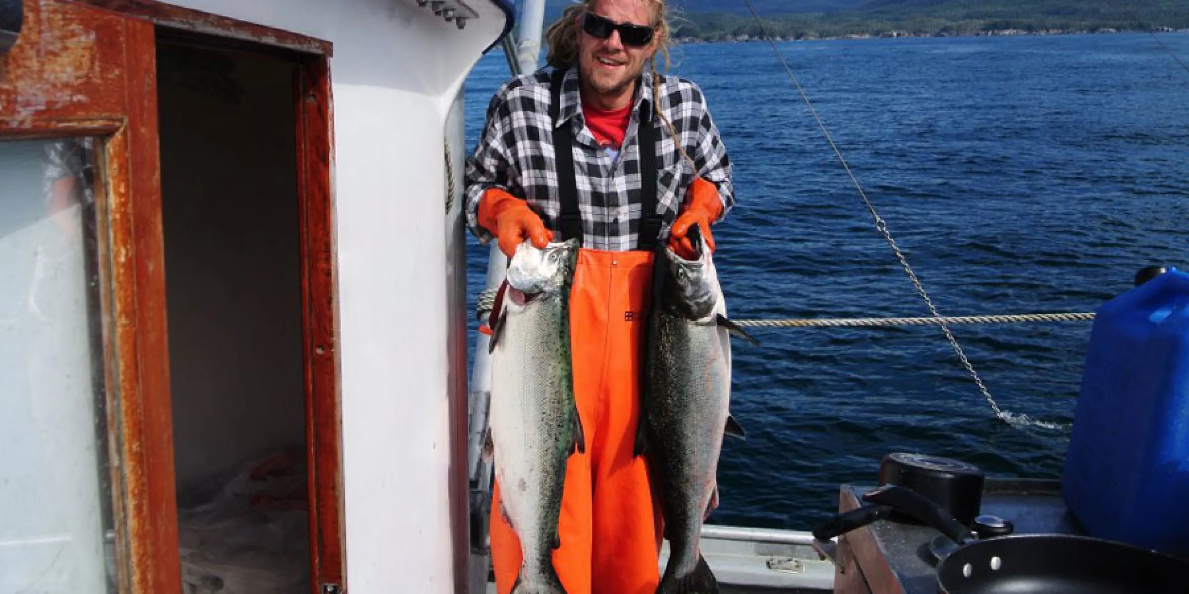 Die Ocean Wave bietet sich ideal zum Lachs-Trolling beim Angel Urlaub in Alaska an